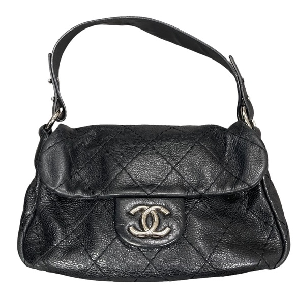 💎✨CHANEL✨💎 AUTHENTIC Silver Buckle Shoulder Bag Black